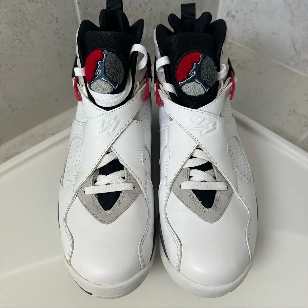 Jordan retro bugs